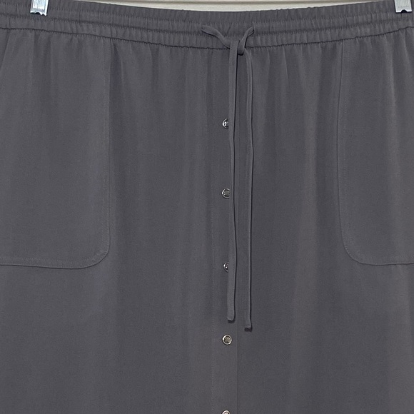 Nwt Apt.9 Gray woman’s Skirt size Large - Picture 3 of 9